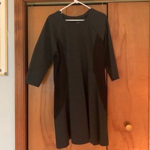 Dark gray/black dress